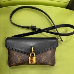 Louis Vuitton Monogram Black and Brown Crossbody
